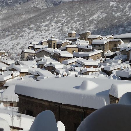La Dimora Di D'Annunzio Bed & Breakfast สกันโน ภายนอก รูปภาพ