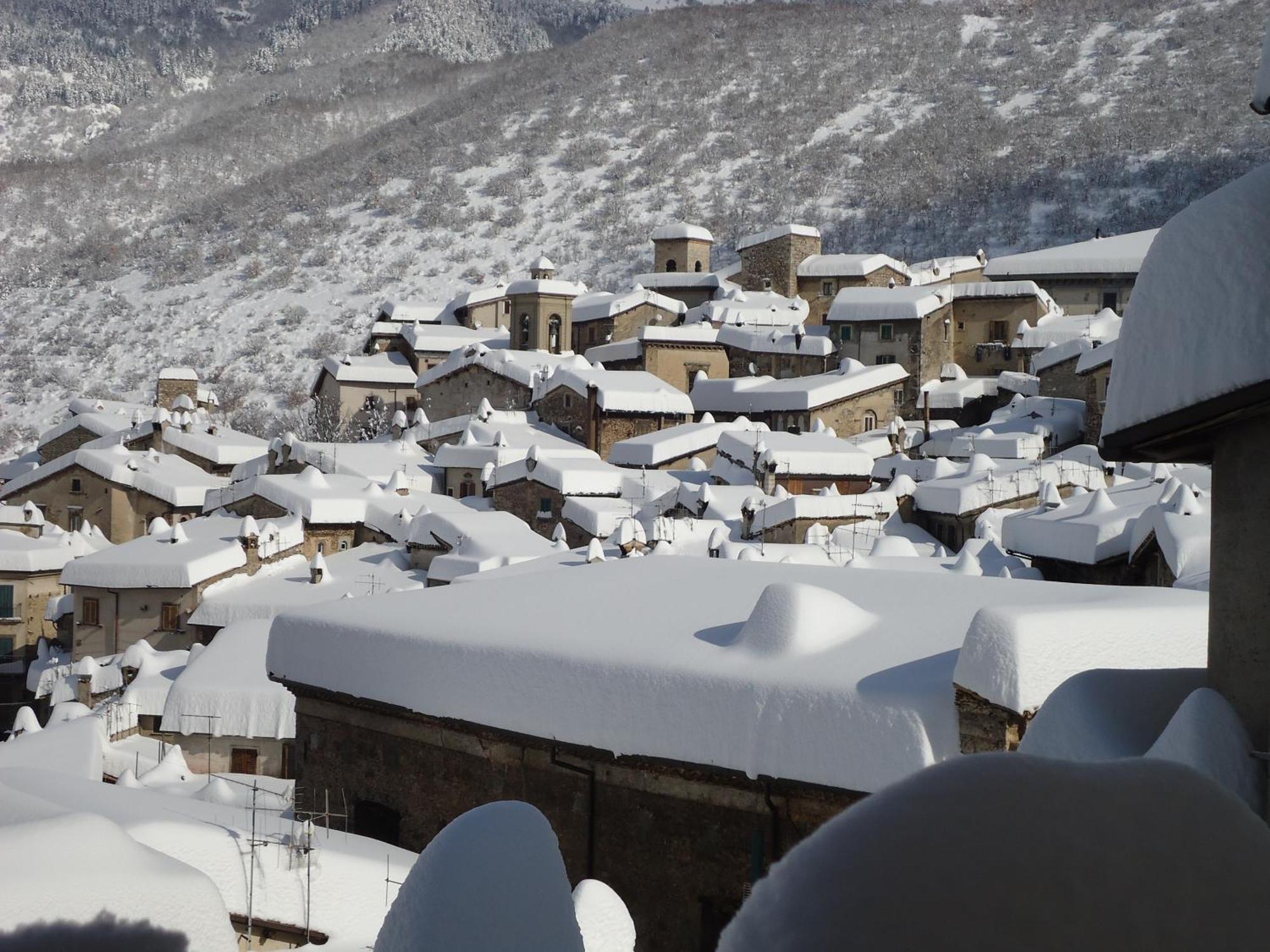 La Dimora Di D'Annunzio Bed & Breakfast สกันโน ภายนอก รูปภาพ